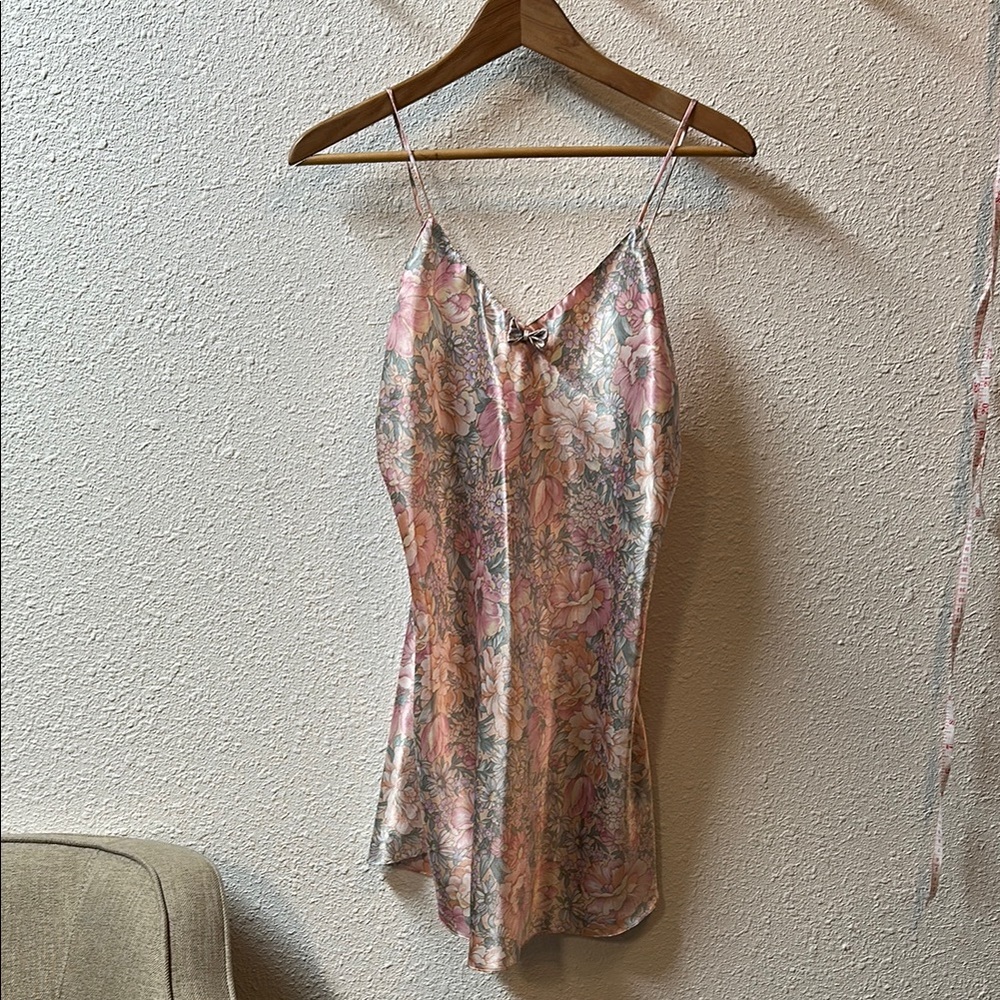 Sweet peony print lingerie slip